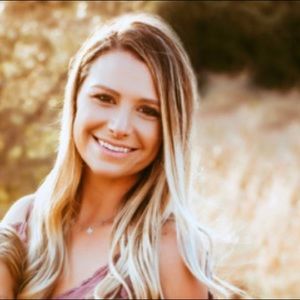 Meet your Posher, Lindsey